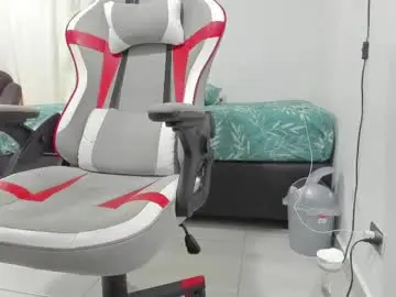 Chaturbate Sex Cam of justin_blake_