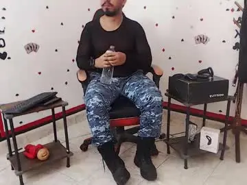 Chaturbate Live Sex of kalethbigdick88