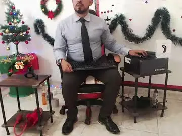 Chaturbate Live Porn of kalethbigdick88