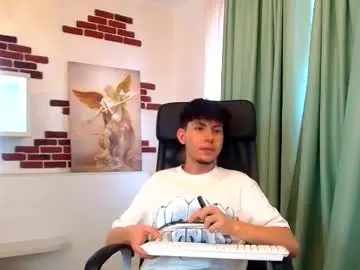 Chaturbate Free Live Porn of krewvaughn