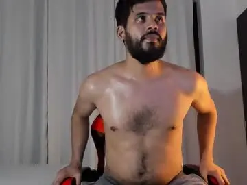 Chaturbate Free Live Porn of lucasbeaumont