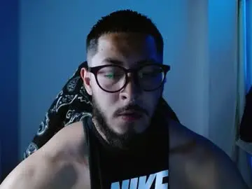 Chaturbate Nude Webcam of muscle_cock32