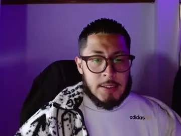 Chaturbate Sex Cam of muscle_cock32