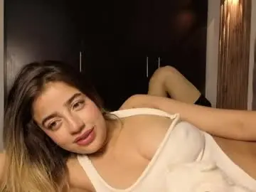Chaturbate Watch Live Sex Cams of cute_emmma
