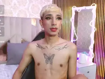 Chaturbate Live Sex Cam of cyrus_tay