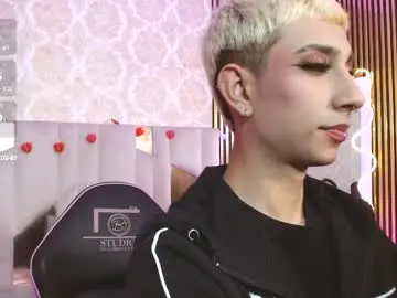 Chaturbate Sex Cam of cyrus_tay
