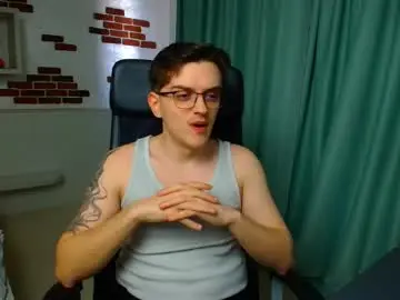 Chaturbate Live Sex Cam of felixstark