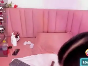 Chaturbate Best live sex cam show of isabella_santos1