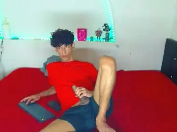 Chaturbate Watch Live Sex Cams of liammendoza98