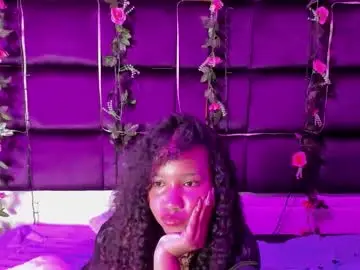 Chaturbate Adult Webcams of lunaa_brunettee