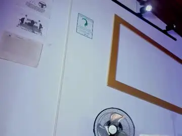 Chaturbate Best live sex cam show of saracorraless