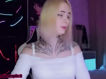 Chaturbate Free Live Porn of snake_bites