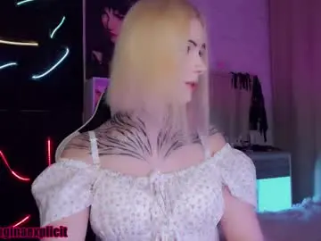 Chaturbate Nude Webcam of snake_bites