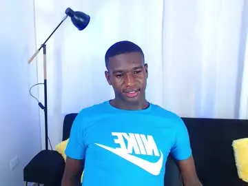 Chaturbate Live Sex of yousimon