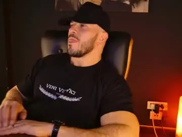 Chaturbate Best live sex cam show of angeloeric