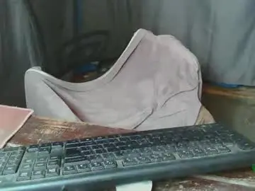 Chaturbate Nude Webcam of asian_angelcumster