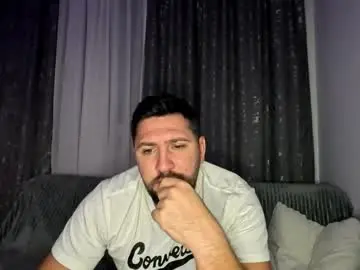 Chaturbate Free Porn Cam of gold_alpha_boy