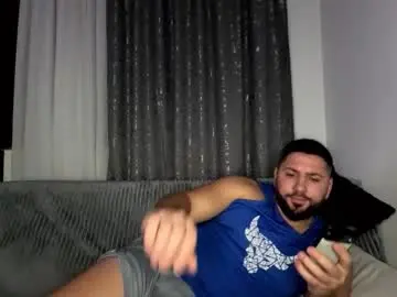 Chaturbate Live Sex Cam of gold_alpha_boy