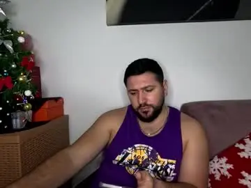 Chaturbate Live Porn of gold_alpha_boy