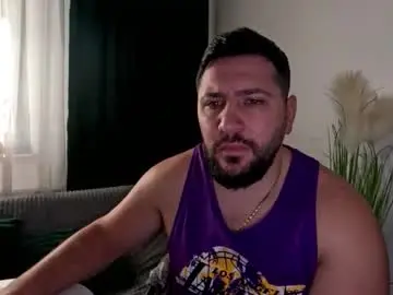 Chaturbate Live Porn of gold_alpha_boy