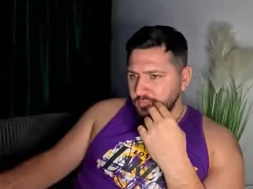 Chaturbate Live Porn of gold_alpha_boy