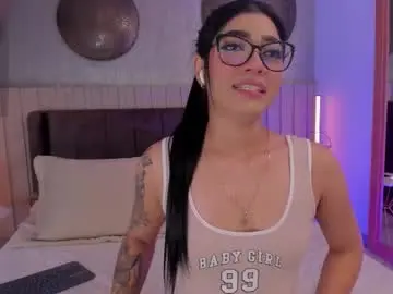 Chaturbate Watch Live Sex Cams of naishaford_1