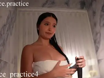 Chaturbate Live Sex Cam of alice_practice_