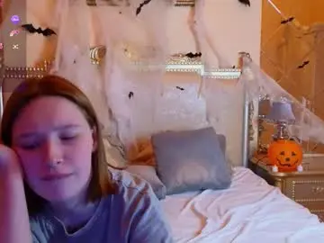 Chaturbate Free Porn Cam of berry_assortment
