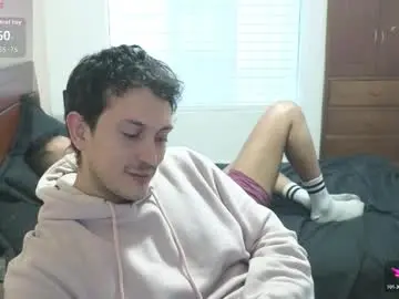 Chaturbate Live Sex Cam of danruiz33