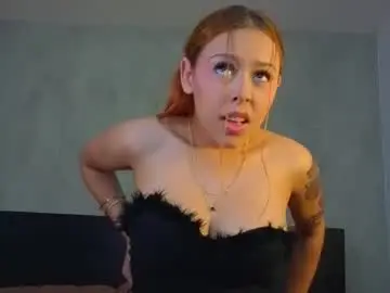 Chaturbate Nude Webcam of madison_little