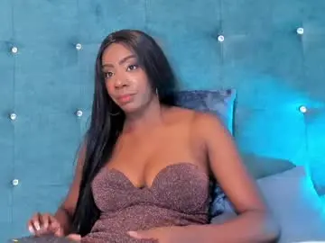 Chaturbate Live Sex Cam of shantallmiller