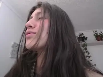 Chaturbate Live Sex Cam of littlelaksmi