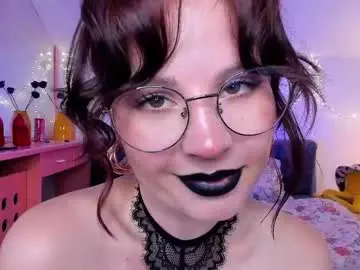 Chaturbate Live Sex of medea_allure