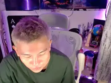 Chaturbate Adult Webcam of ralfhuge24