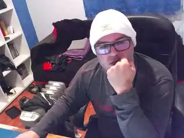 Chaturbate Private Sex Chat of ravingr3d3