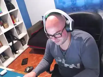 Chaturbate Sex Chat of ravingr3d3