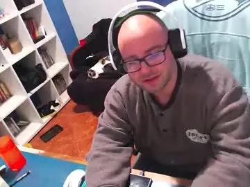 Chaturbate Adult Video Chat of ravingr3d3