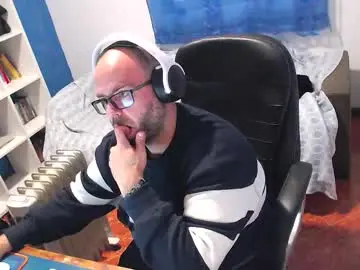 Chaturbate Adult Webcams of ravingr3d3