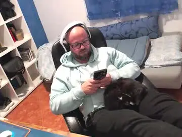 Chaturbate Live Sex Cam of ravingr3d3