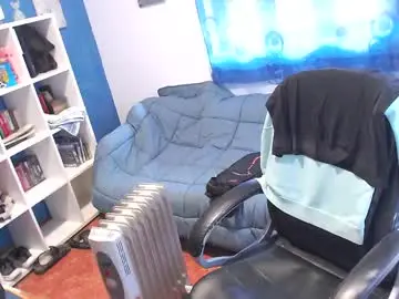 Chaturbate Live Sex Cam of ravingr3d3