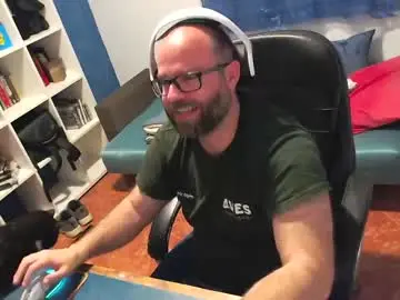 Chaturbate Adult Video Chat of ravingr3d3