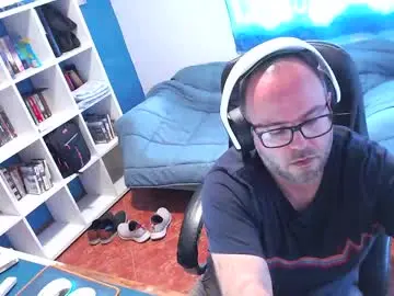 Chaturbate Live Porn of ravingr3d3