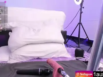 Chaturbate Free Porn Cam of aurora_divine
