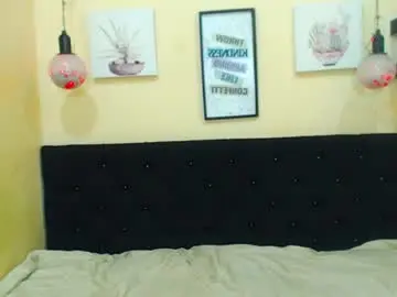 Chaturbate Free Live Porn of hugecock_twinks