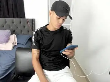 Chaturbate Nude Webcam of kings_latins