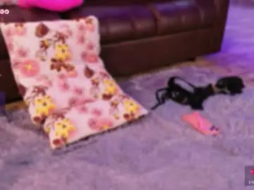 Chaturbate Free Live Porn of lara_giraldo