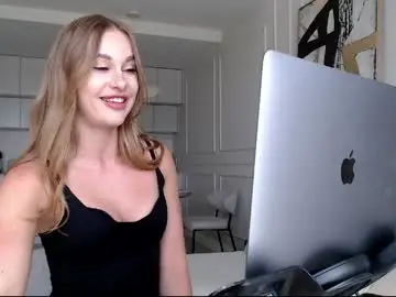 Chaturbate Nude Webcam of mistressuniverse