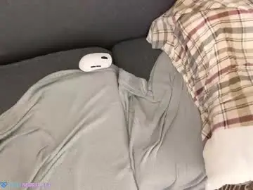 Chaturbate Live Sex Cam of paprika_trap