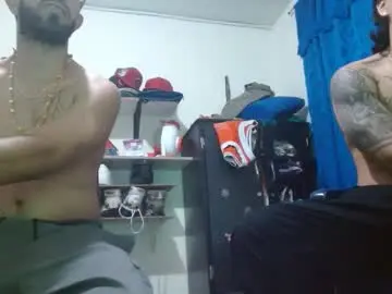 Chaturbate Live Porn of thehousedog