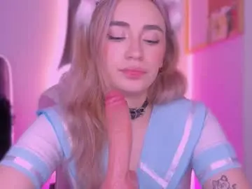 Chaturbate Live Sex Cam of alejamillan1